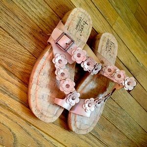 b.o.c. Comfort Sandals size 10 rose gold